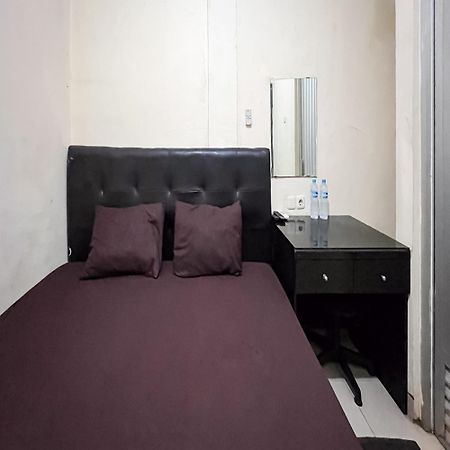 Arcadia Rooms Redpartner Джакарта Экстерьер фото