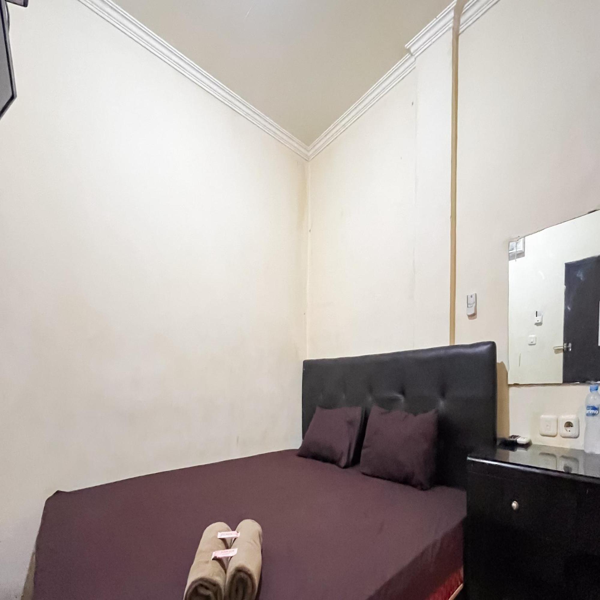 Arcadia Rooms Redpartner Джакарта Экстерьер фото